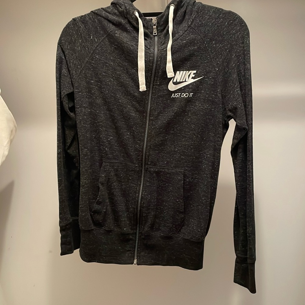 Nike sweatshirt xs